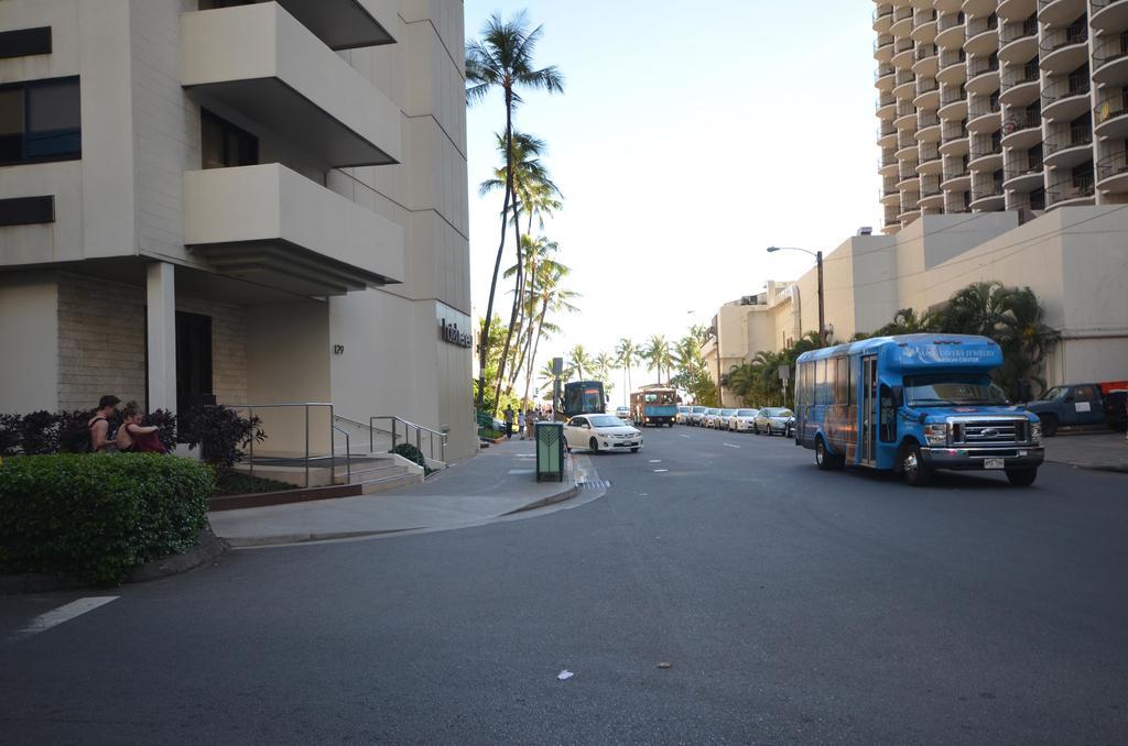 Tradewinds Waikiki 702 Hotel Honolulu Exterior photo